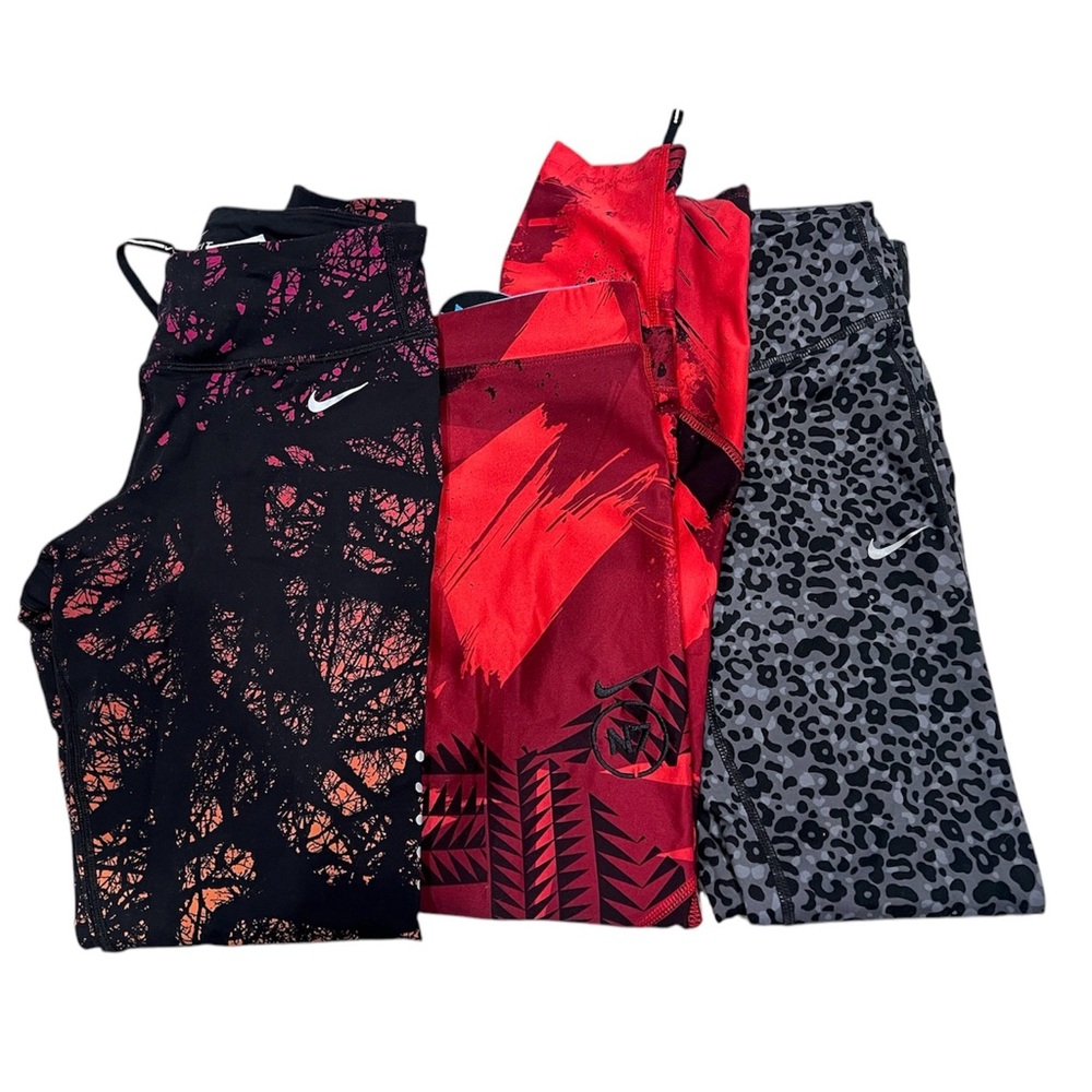 Women’s Nike Dri Fit Leggings Lot Small
Leopard Neon Red